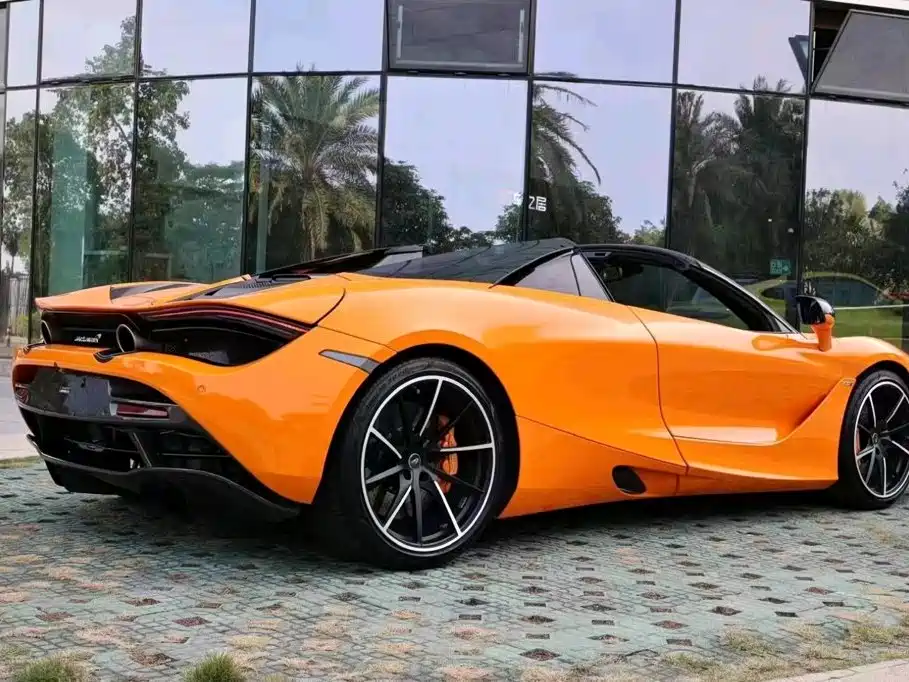 McLaren 720S 2020 — фото 10