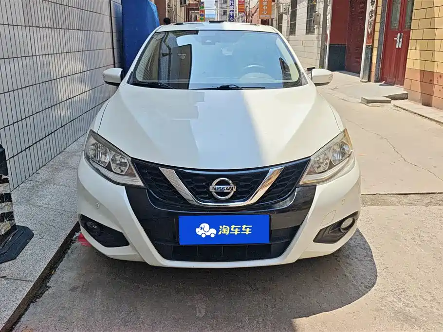 Nissan Tiida 2016