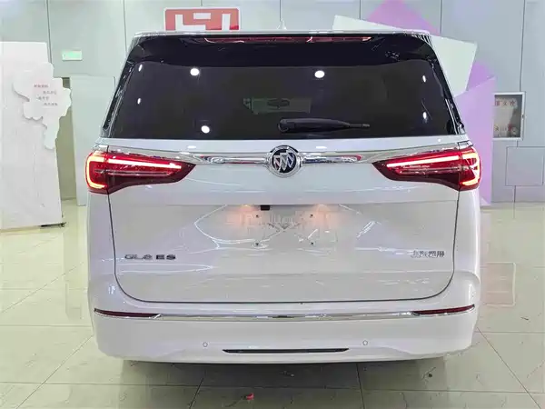 Buick GL8 2024