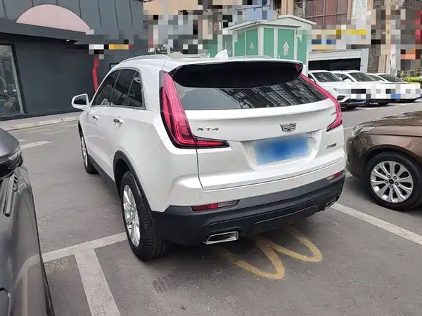 Cadillac XT4 2021