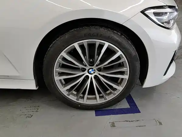BMW 3 Series 2021