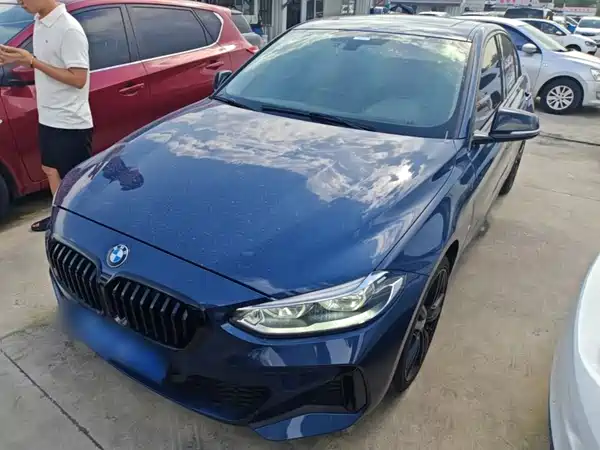 BMW 1 Series 2021