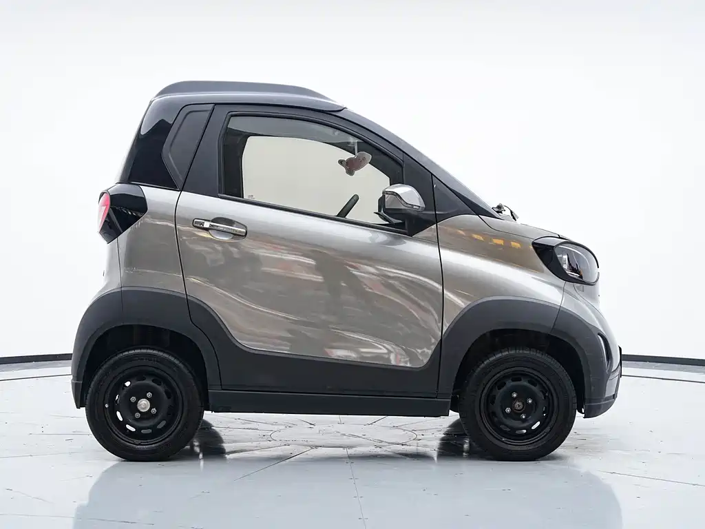 Baojun E100 2019