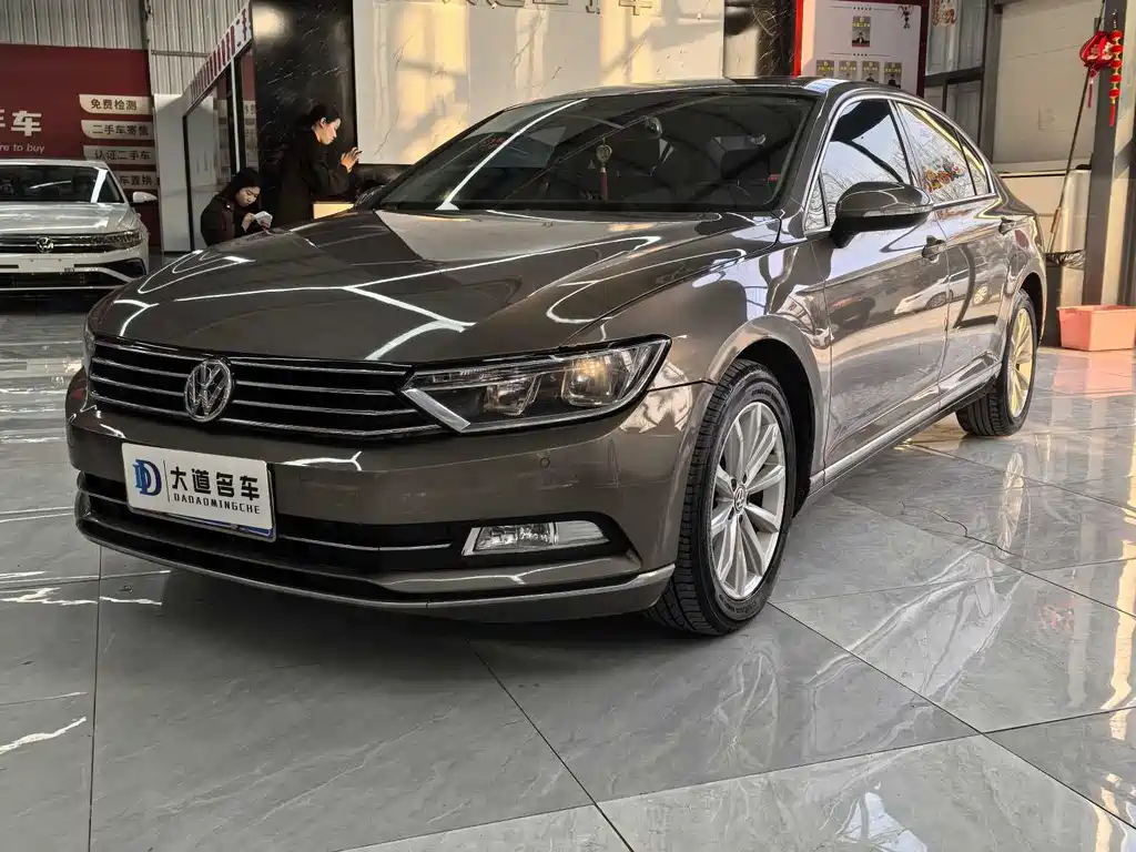 Volkswagen Magotan 2018 — фото 1