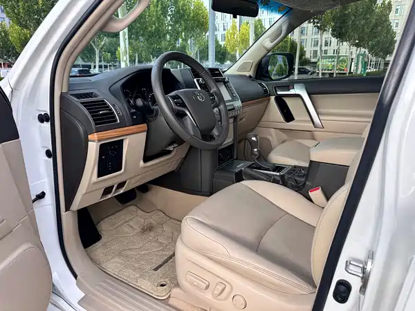 Toyota Prado 2019