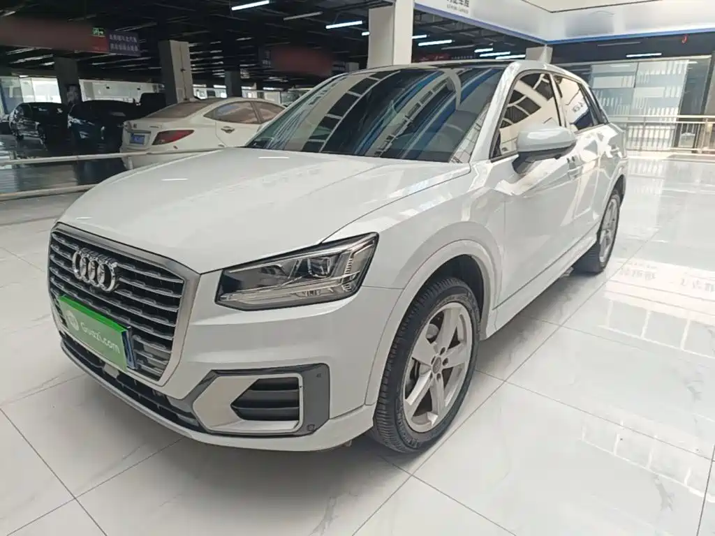 Audi Q2L 2021