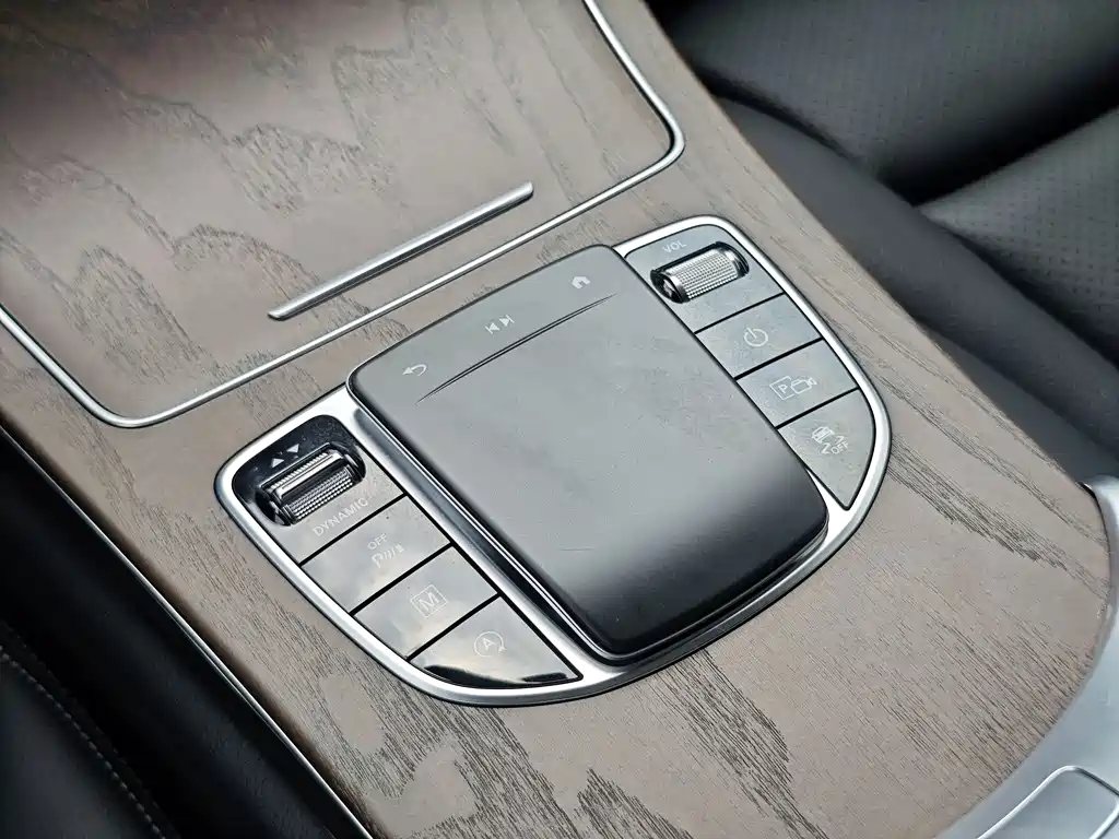 Mercedes-Benz GLC 2022 — фото 19