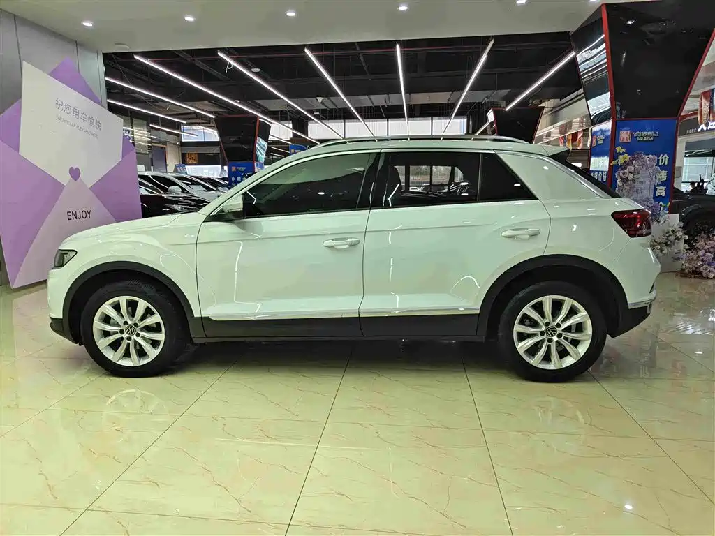 Volkswagen T-Roc 2021