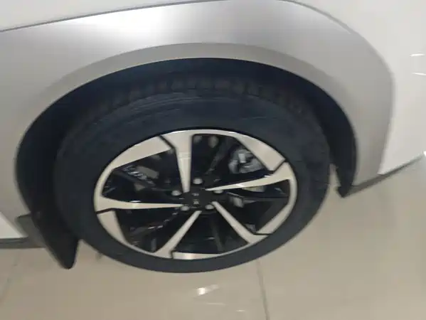 Aion Y 2025
