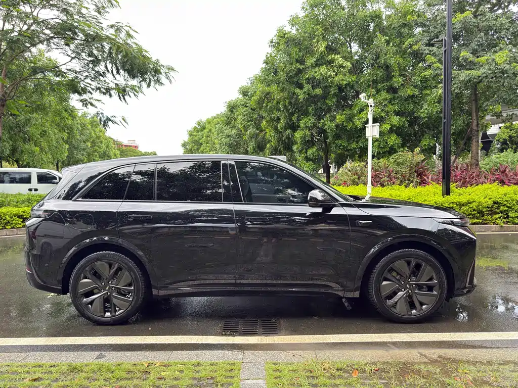 Li Auto Li L7 2024