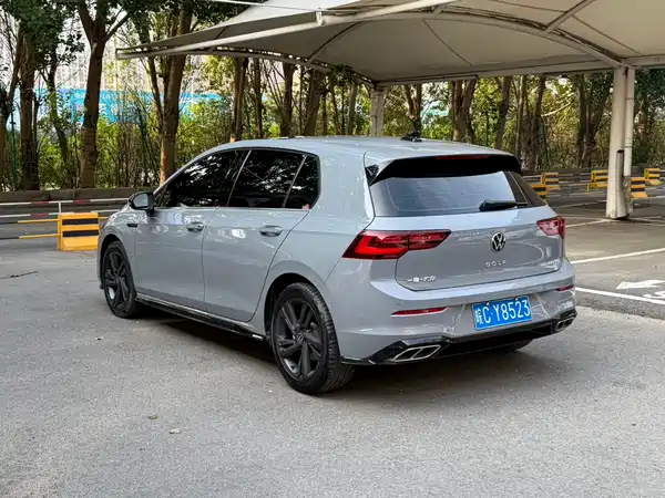 Volkswagen Golf 2022