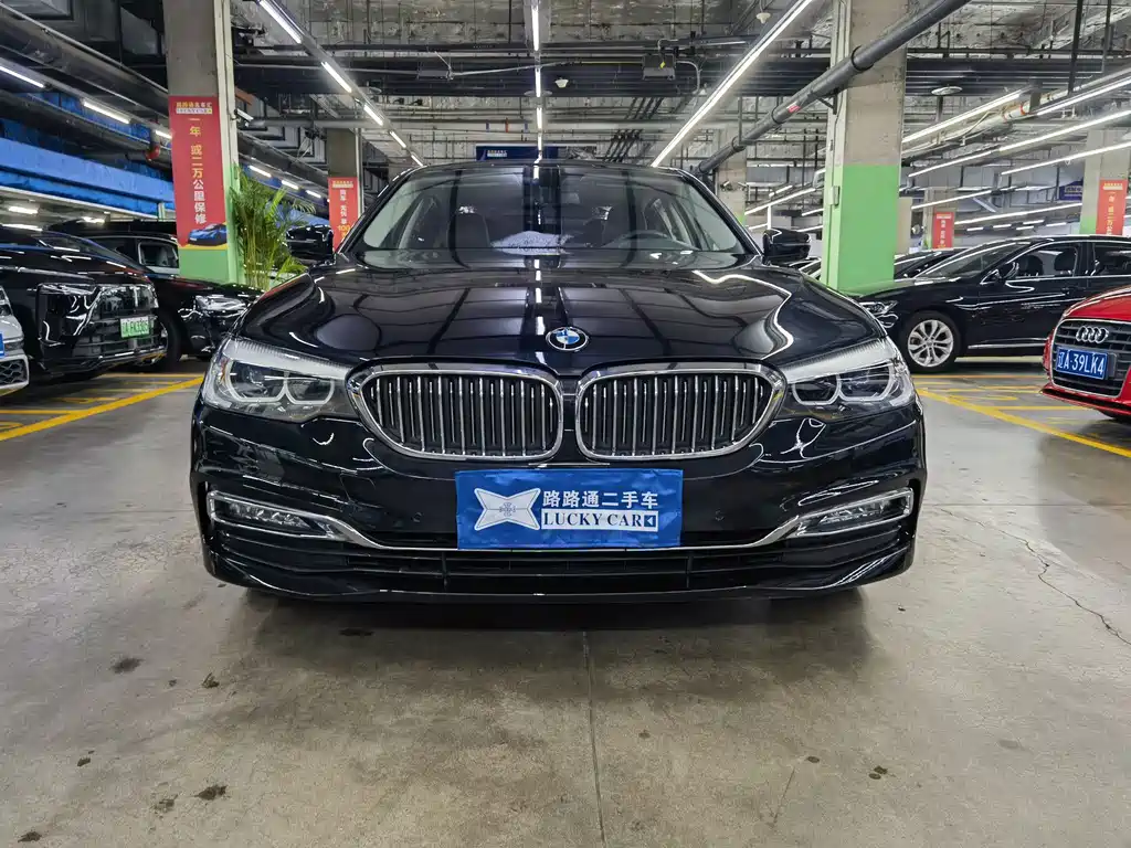 BMW 5 Series 2018 — фото 2