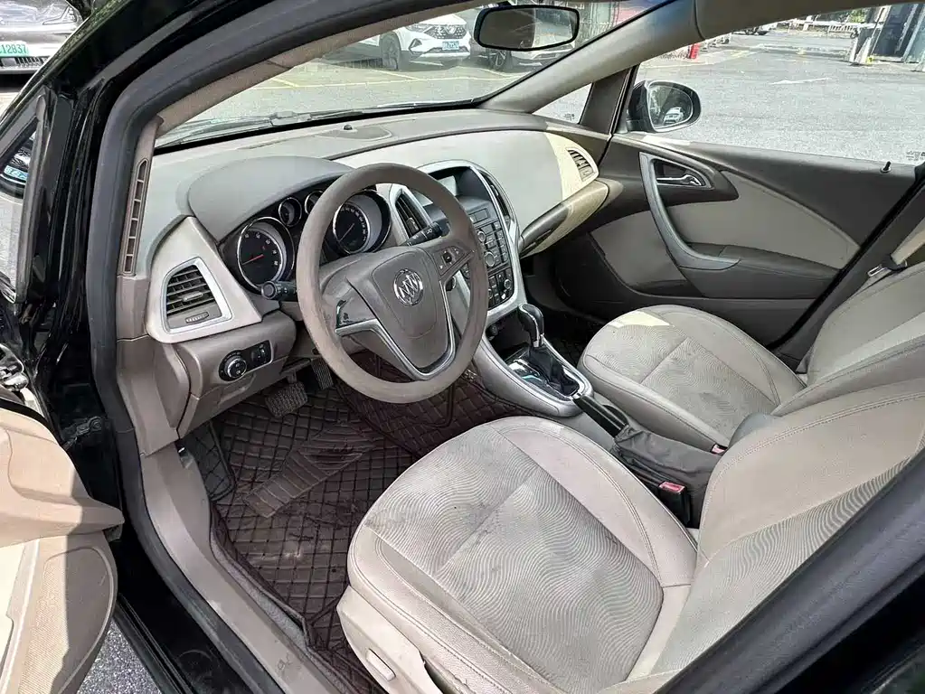 Buick Excelle 2014