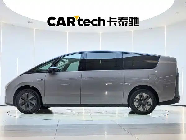 Li Auto MEGA 2025