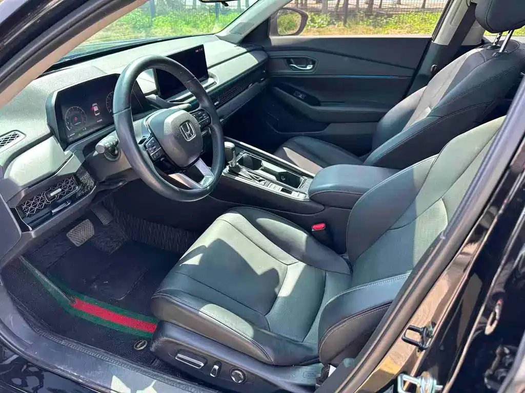 Honda Accord 2023 — фото 4