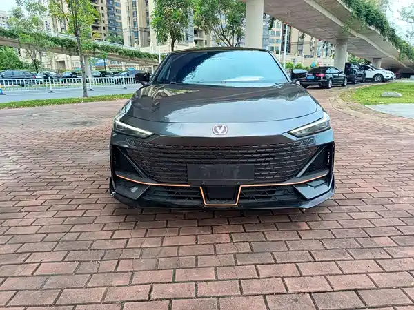 Changan UNI-V 2022