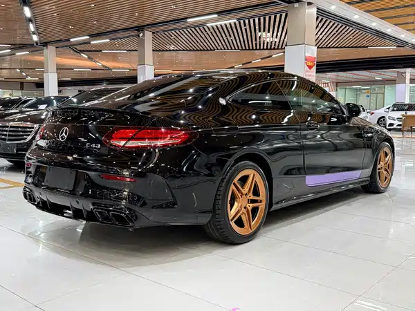 Mercedes-Benz C-Class 2019