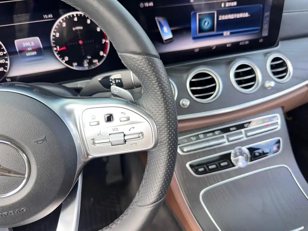 Mercedes-Benz E-Class 2020 — фото 16