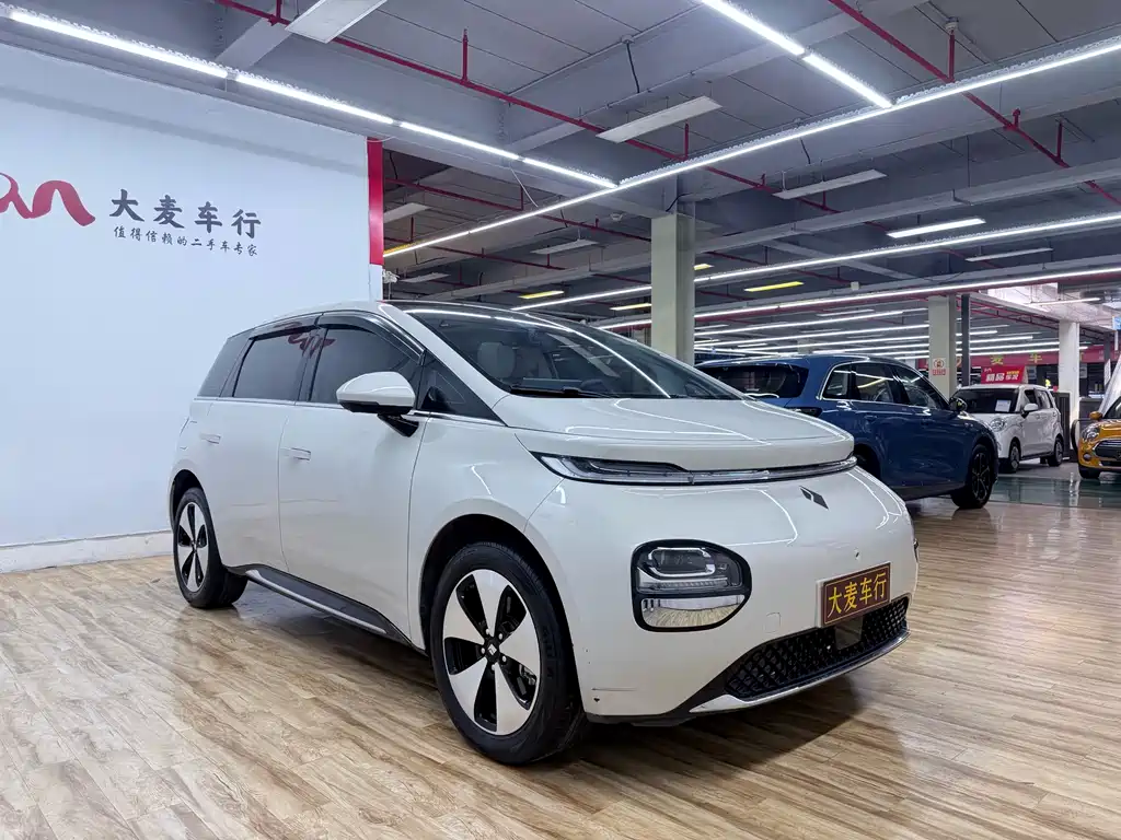 Baojun Clouds 2023