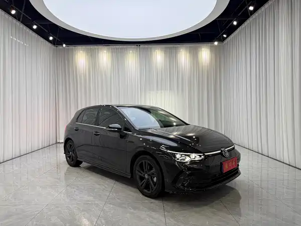 Volkswagen Golf 2022