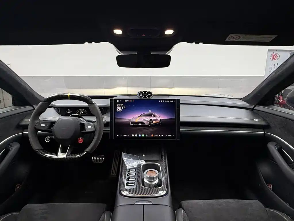 Xiaomi SU7 Ultra 2025 — фото 13