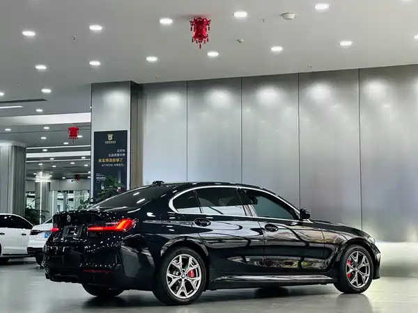 BMW i3 2024