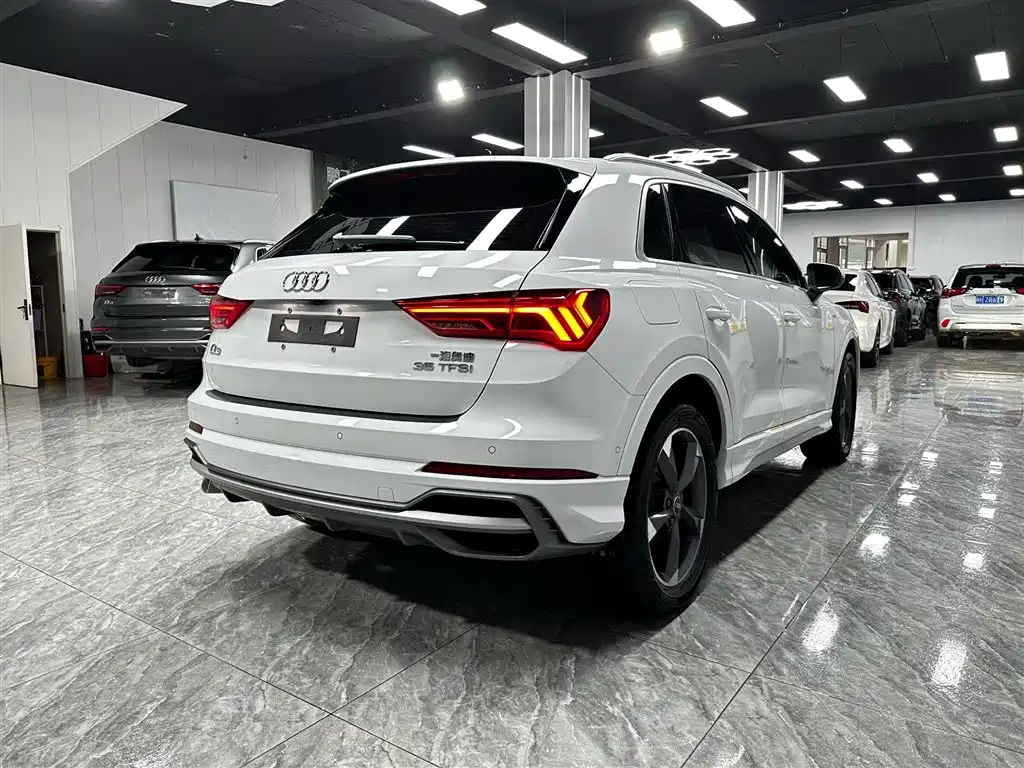 Audi Q3 2022