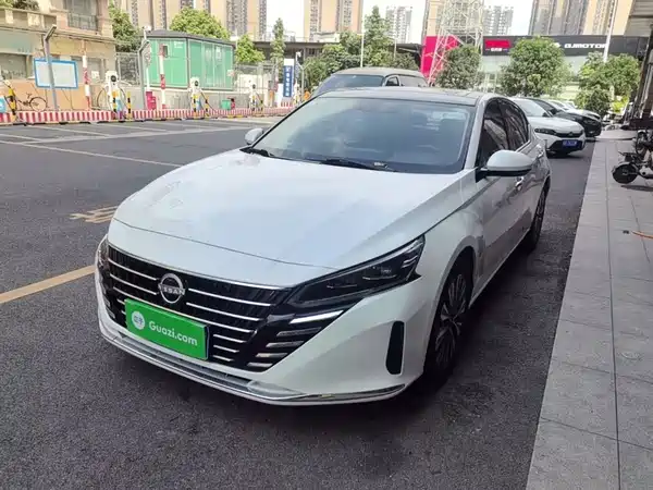 Nissan Teana 2023