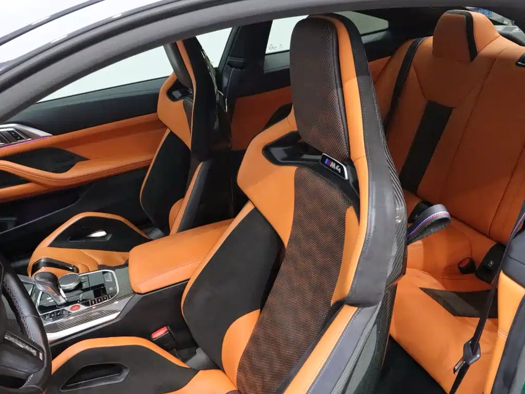 BMW M4 2022 — фото 12