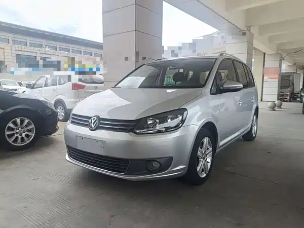 Volkswagen Touran 2016