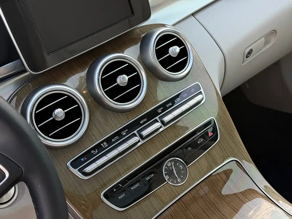 Mercedes-Benz C-Class 2015 — фото 22