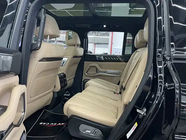 Fangchengbao Leopard 8 2024