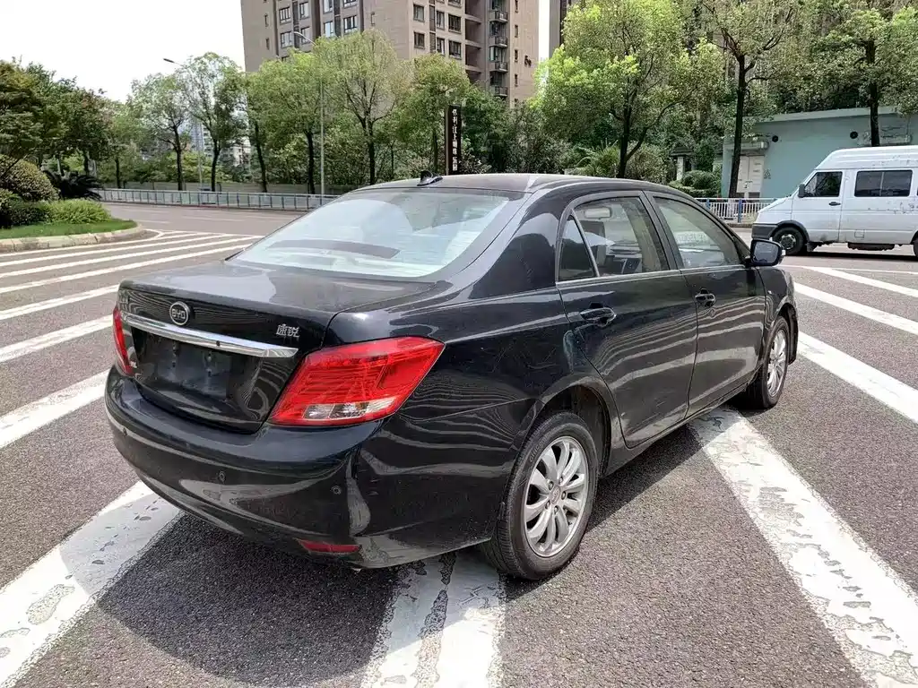 BYD Surui 2014 — фото 11
