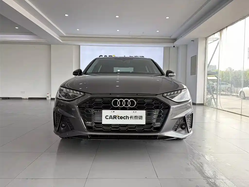 Audi A4L 2022 — фото 3