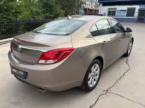 Buick Regal 2013