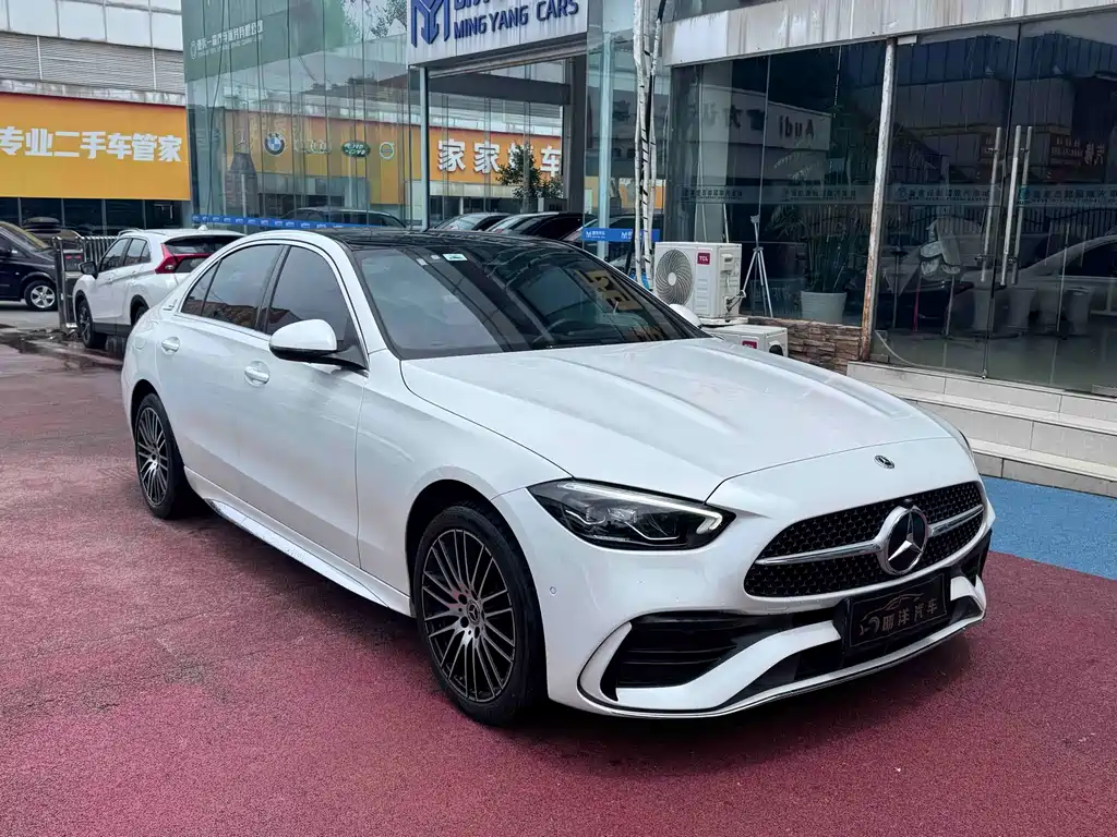 Mercedes-Benz C-Class 2022
