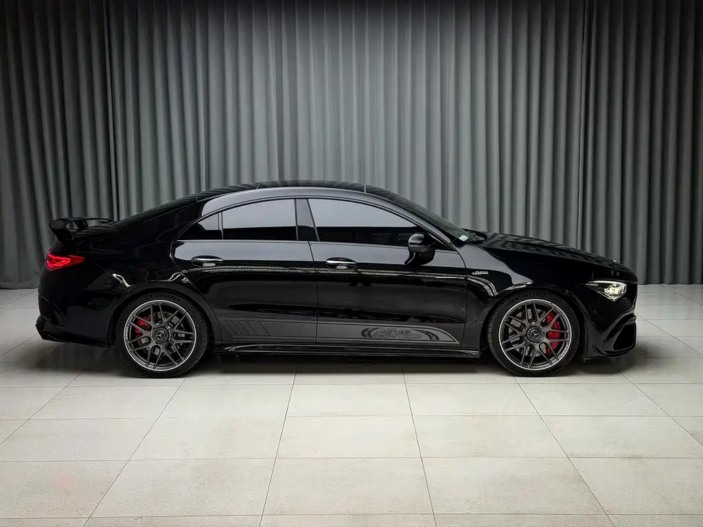 Mercedes-Benz CLA AMG 2023 — фото 3