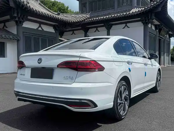 Volkswagen Bora 2023