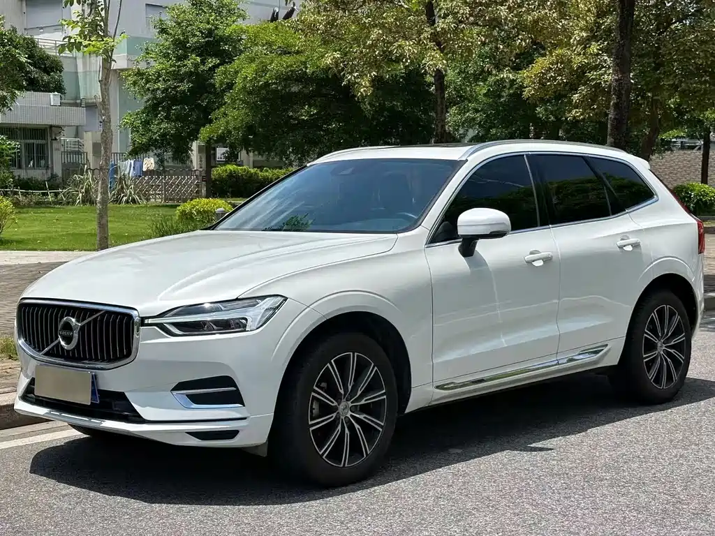 Volvo XC60 2021