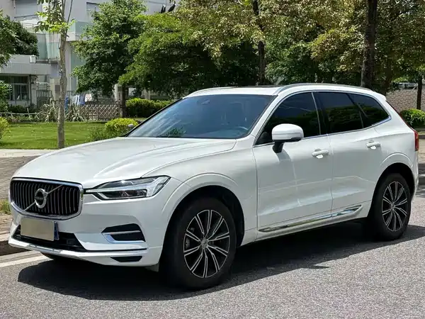 Volvo XC60 2021