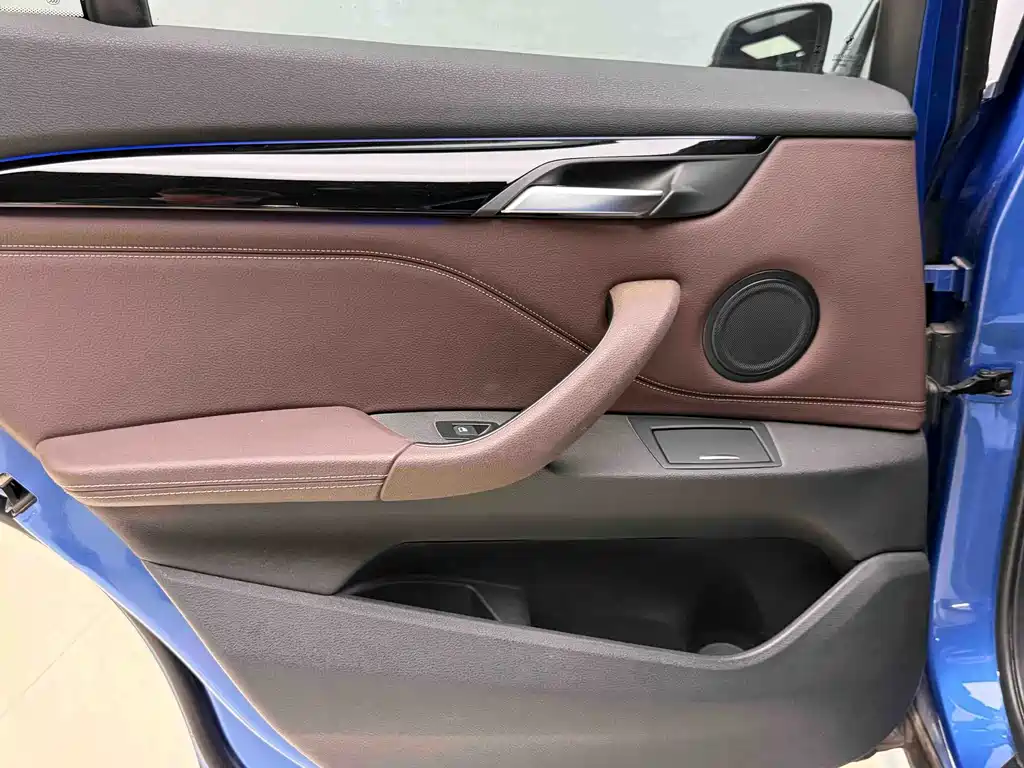 BMW X1 2020 — фото 12