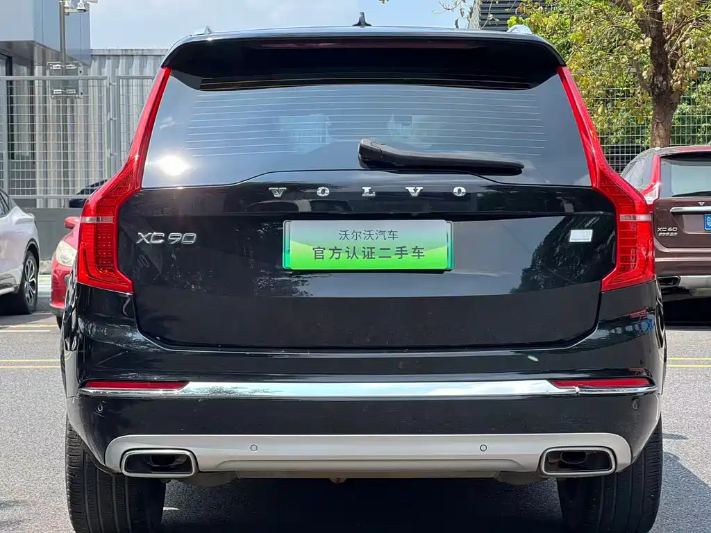 Volvo XC90 PHEV 2021 — фото 11