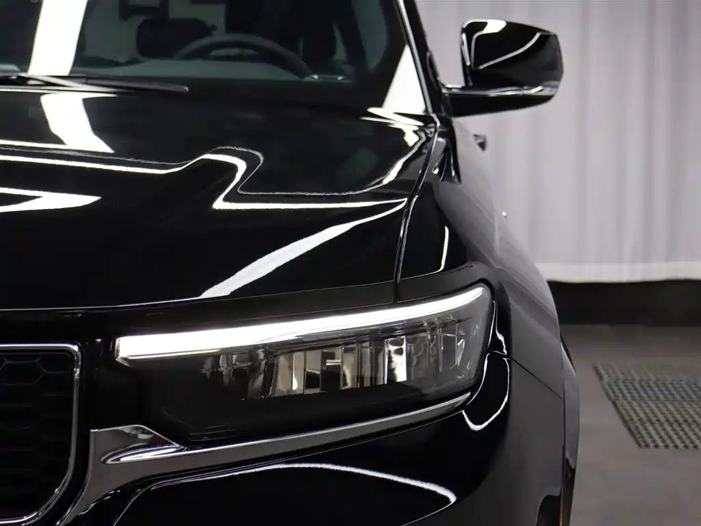 Jeep Grand Cherokee 4xe 2025 — фото 28