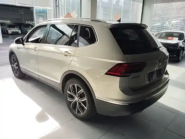 Volkswagen Tiguan L 2019