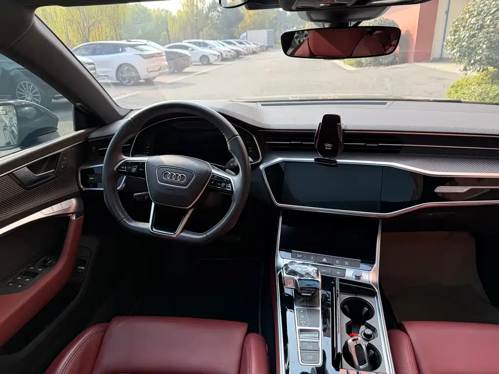 Audi A7L 2024 — фото 6