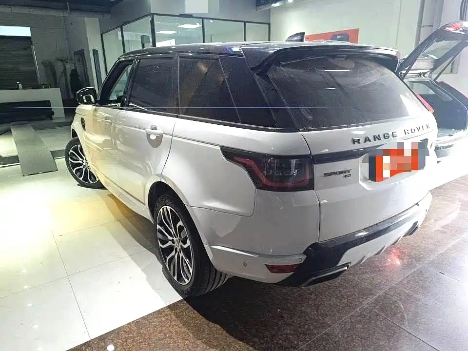 Land Rover Sport 2021 — фото 9