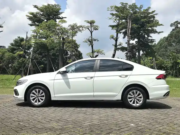 Volkswagen Bora 2024