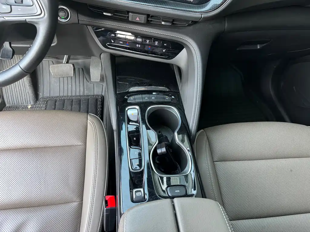 Buick Envision Plus 2022 — фото 8