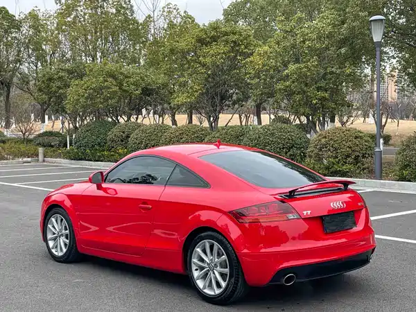 Audi TT 2012