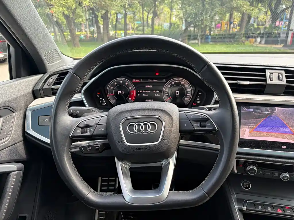 Audi Q3 2025 — фото 17